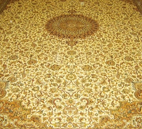 Tapis en soie traditionnels