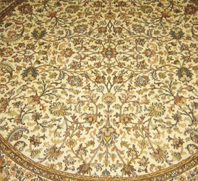 Tapis en soie traditionnels